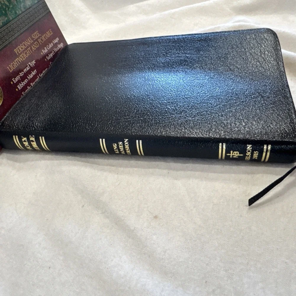 KJV Slimline Personal Bible Red Letter Black Bond Leather Very Nice With Box